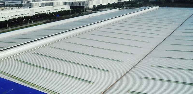 彩鋼瓦屋頂(中間排水式) 彩鋼瓦屋頂(中間排水式)