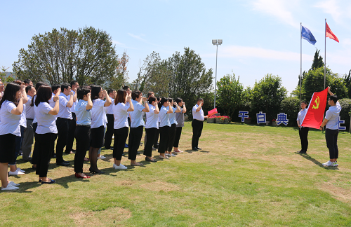 1561425649845697.png 4624935e6645ec86ced69c71ef3aa7d(1).png